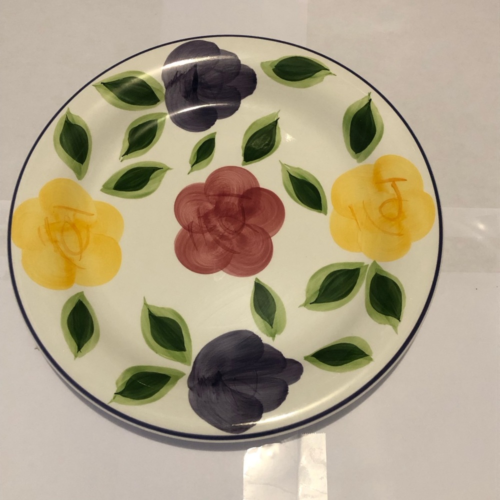 Flora di Roma Stoneware Dinner Plate - Red Purple Yellow Vintage Charm
